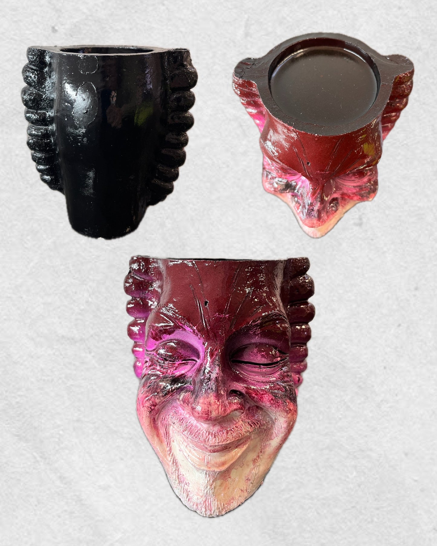 SNOOP GRINDER STAND (“Blushin’ & Crushin’”)