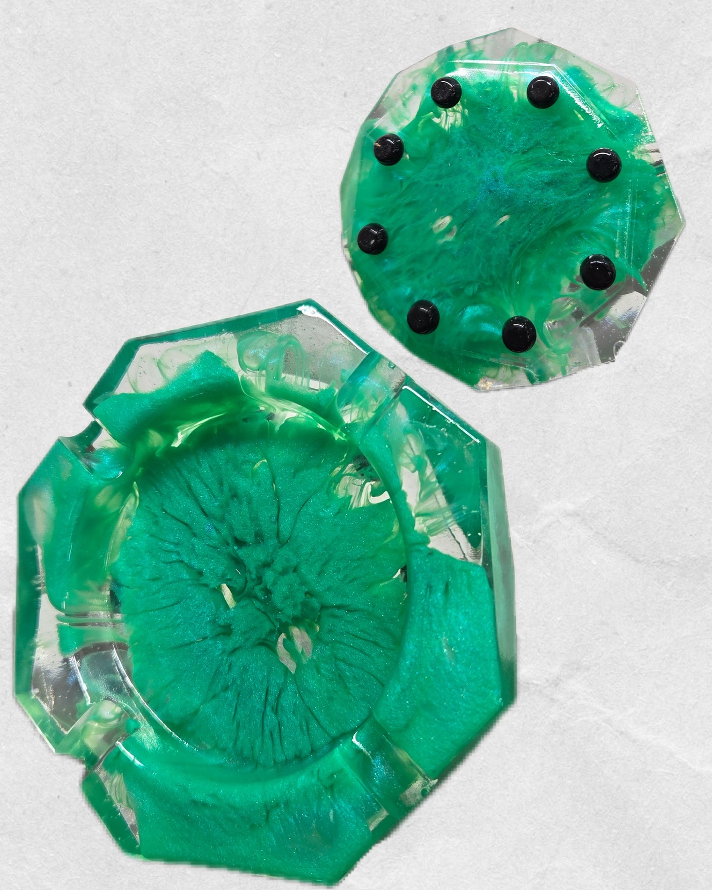 ASHTRAY (“The Ooze You Use”)